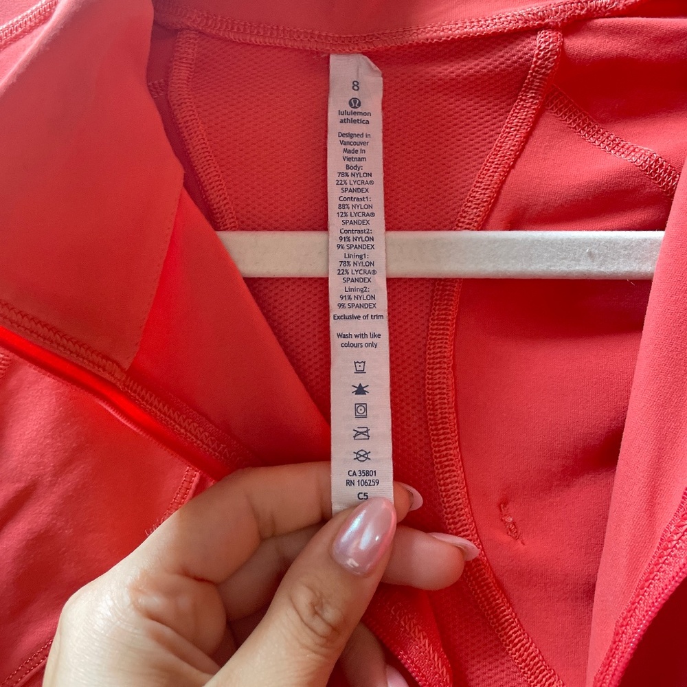 “ It's Rulu Run Half Zip”